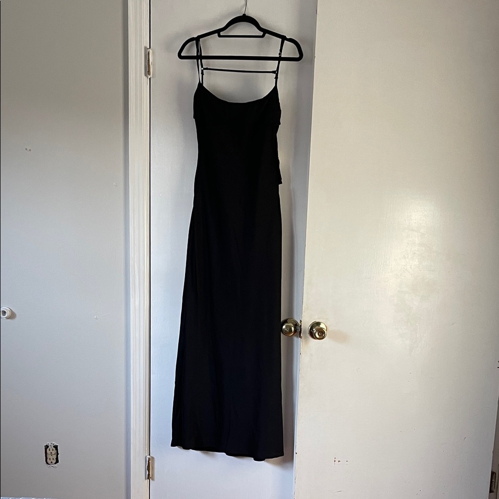 Elegant Black Maxi Dress